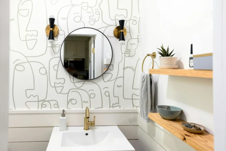 Scandinavian Bathroom Ideas for Small Apartments: Layouts, Light and Storage Hacks