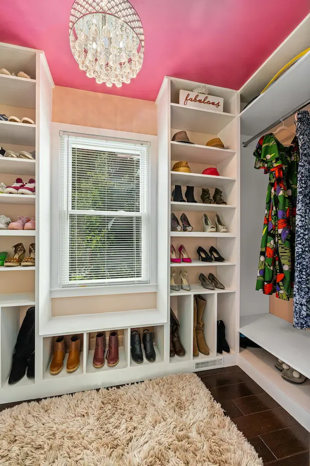 Renter Friendly Closet Hacks: How To Fake a Custom System Without Losing Your Deposit
